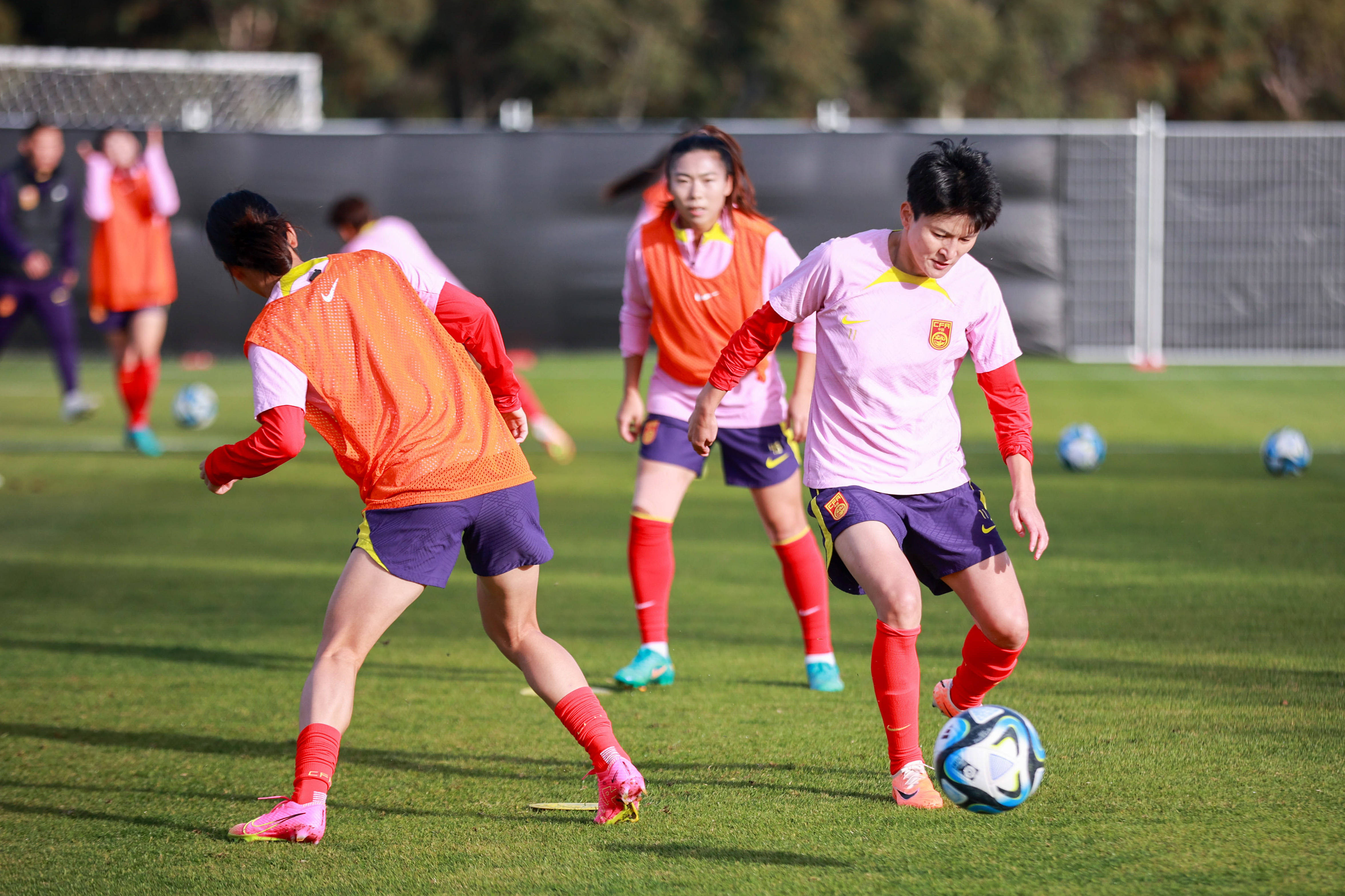 国足女足备战奥运会，实力备受关注