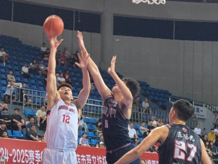 广州男篮夺魁，成为本赛季最热门球队的简单介绍