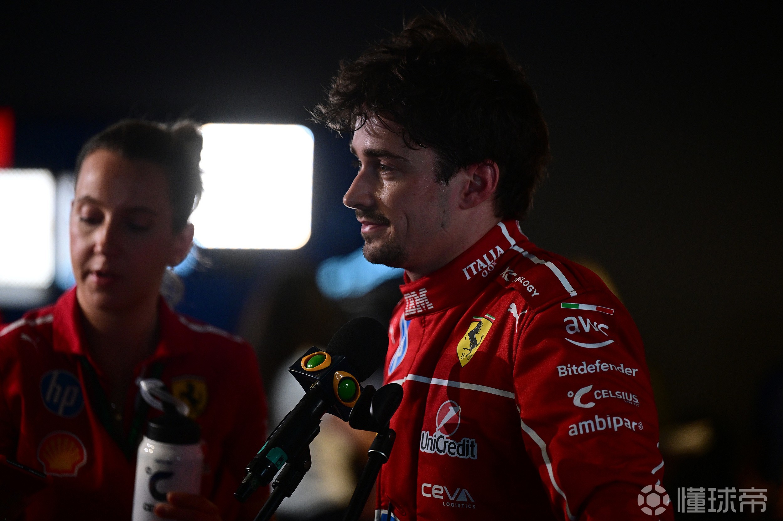 雷诺车队力克梅赛德斯,勒克莱尔刷新纪录的简单介绍 雷诺车队力克梅赛德斯,勒克莱尔刷新纪录的简单介绍